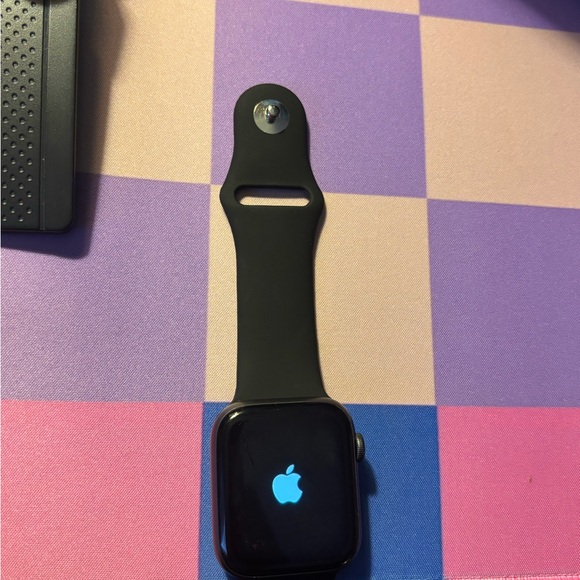 Apple Watch Series 4 44mm Nike Silver GPS & LTE Aluminum Ceramic Case